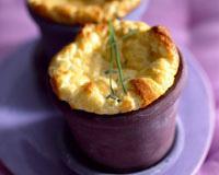 Soufflé au fromage de chèvre et à la ciboulette