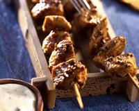 Brochettes de poulet au curry