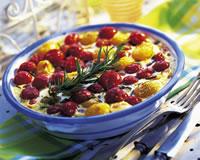 Clafoutis aux tomates cerises et aux mirabelles