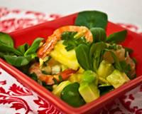 Salade de crevettes, avocat et ananas