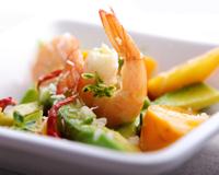 Salade exotique crevettes-avocat et noix de coco