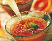 Soupe créole aux tomates de France et aux agrumes