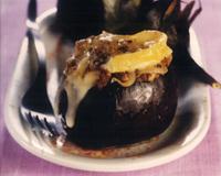 Aubergines farcies à l'oignon, gratinées au reblochon de Savoie