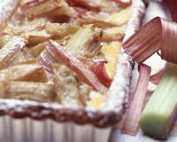 Tarte à la rhubarbe et à la cassonnade