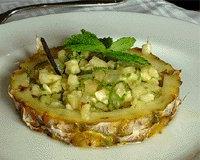 Tartare d'ananas au citron vert et au gingembre