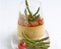 Panacotta de langoustines en bataille de pointes vertes