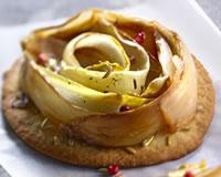 Tartelettes d'endives, pâte brisée aux graines de fenouil