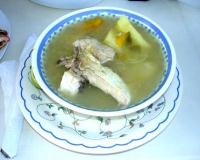 Sancocho costeño de pescado (Ragoût de poissons)