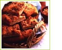 Fougasse au miel et aux amandes