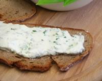 Tartare au fromage blanc et aux herbes