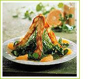 Salade de cresson à l'orange, craquelins au parmesan