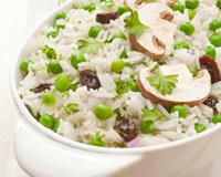 Salade de riz aux champignons et raisins secs