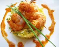 Salade crue de mangue et courgette et ses crevettes au curry