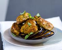 Croquettes d’agneau au basilic et aubergines frites