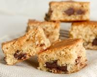 Blondies à la noix de coco et au chocolat noir