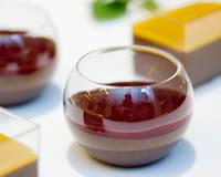 Mousse au chocolat et son coulis de fruits rouges