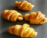 Croissants au bacon