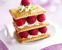 Mille-feuilles de petits beurre aux framboises