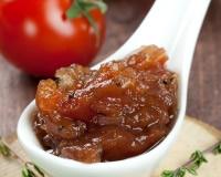 Chutney de tomates aux raisins secs