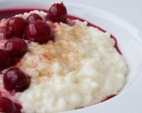 Riz au lait et son coulis de cerises