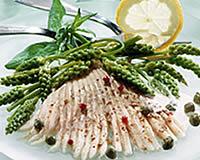 Salade tiède d'asperges et d'ailes de raie