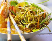 Wok de légumes aux nouilles sautées