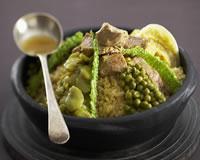 Couscous agneau, chou vert, fèves et petits pois