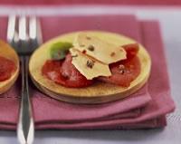 Carpaccio de boeuf aux copeaux de Foie Gras